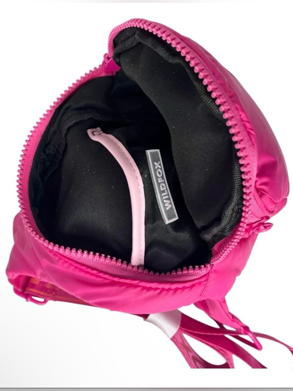 Wildfox Hot Pink Crossbody Sling Bag NWT - Picture 6 of 12